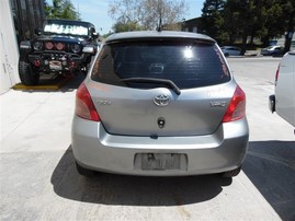 2007 TOYOTA YARIS 2DR HATCHBACK SILVER 1.5 AT Z20025